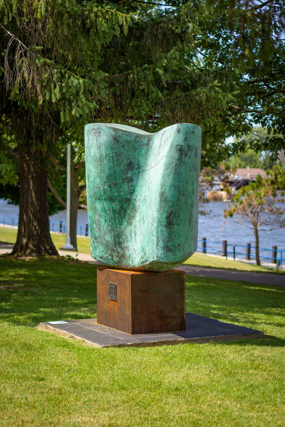 Gulwave by Kirk Newman